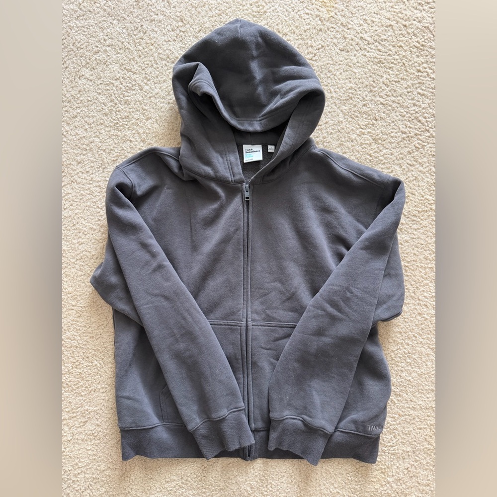 GUC aritzia dark gray TNA sweat fleece hoodie large cozy fleece, perfect fit